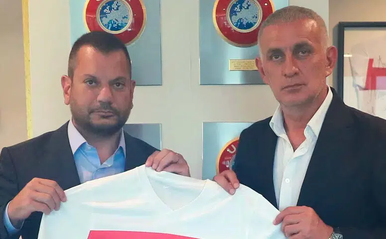 Ertuğrul Doğan, B Takımı Projesi İçin Hacıosmanoğlu'na Mesaj Gönderdi Mi?