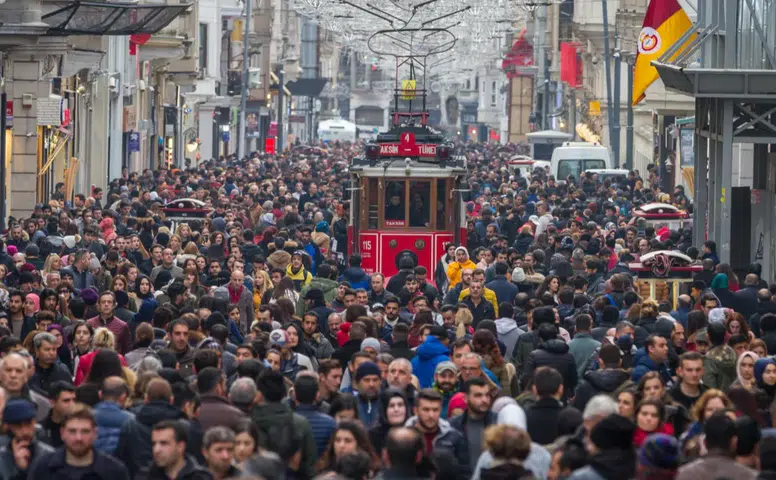 Avrupa Birliği Nüfusunda Yaşlanma Süreci ve Türkiye'nin Genç Nüfusu
