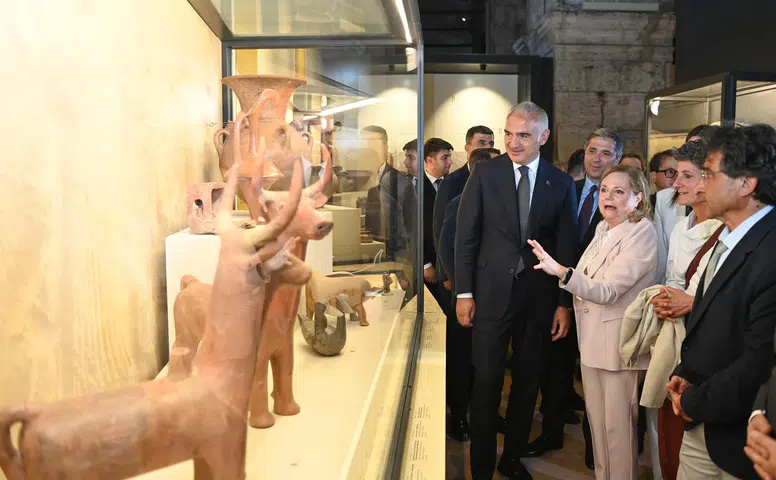 Roma'da Troya Rüzgarı: Kolezyum'daki Sergi 2 Milyon Ziyaretçiyi Ağırladı