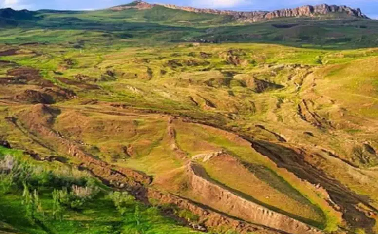 Ağrı'daki gizemli oluşum dünya gündeminde: Nuh'un Gemisi mi bulundu?